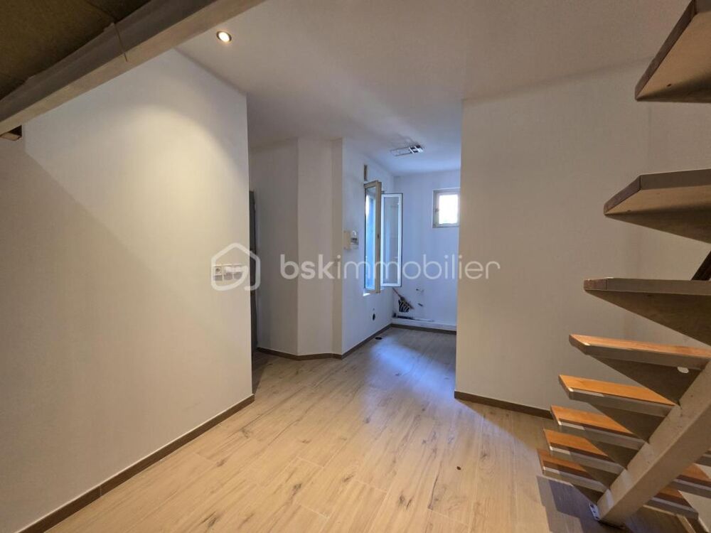 Vente Appartement SÈTE – QUARTIER DES HALLES – CHARMANT STUDIO AVEC MEZZANINE ENTIÈREMENT RÉNOVÉ Sete
