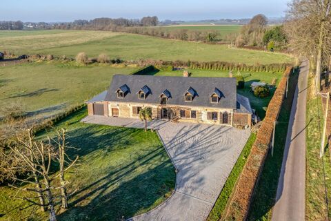   briques et silex sur terrain plat, 281 m2 6-7 chambres / beaux volumes de vie Maison - 12 pi�ce(s) - 281 m�