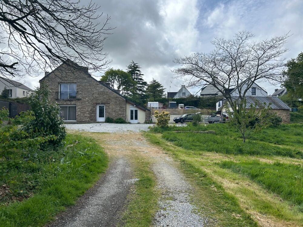 CHARMANTE LONGERE 200 M² EN PIERRES BOURG DE GRAND-CHAMP (56)