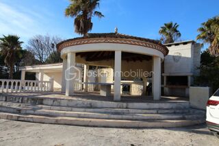  Villa  vendre 8 pices 189 m