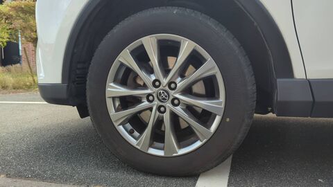RAV 4 IV 2.5 VVTi 197 Hybrid 2WD E-CVT Dynamic &Eacute;dition - Automatiq 2018 occasion 59190 Hazebrouck