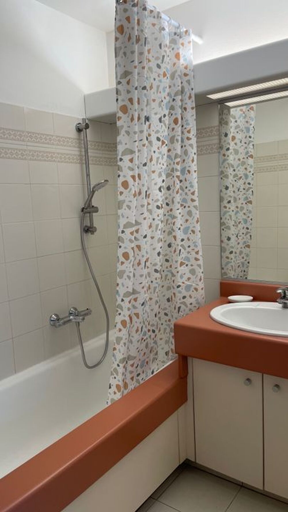 Location Appartement Studio de 28m2 à louer sur Antibes Antibes