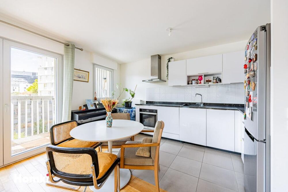 Vente Appartement Appartement T3 de 65 m2 à Nanterre 92000, Boulevard des Provinces Françaises Nanterre