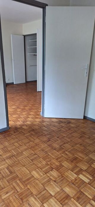  Appartement à louer 2 pièces 47 m²