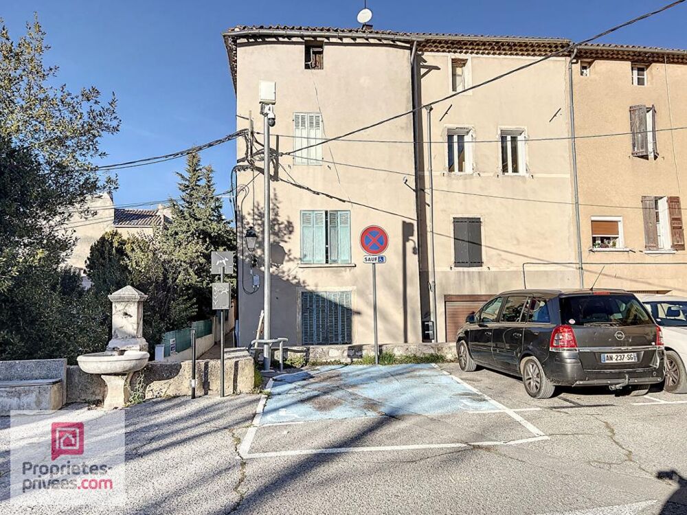 RIANS MAISON T4 AVEC COUR ET CAVE IDEAL INVESTISSEUR