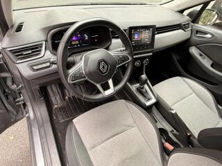 Clio V E-TECH FULL HYBRID 145 EVOLUTION RENAULT 2024 occasion 94100 Saint Maur Des Fossees