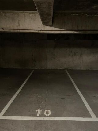  Parking / Garage � louer 1 m�
