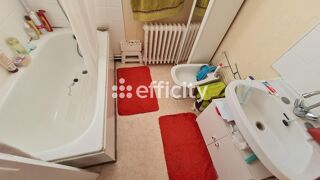  Immeuble à vendre 628 m²