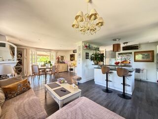  Villa à vendre 6 pièces 189 m²