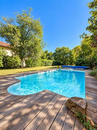  Maison à vendre 8 pièces 220 m²
