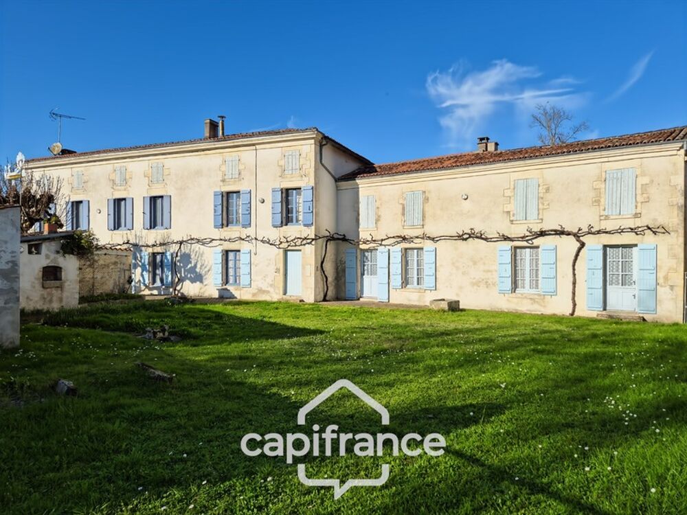 Propriété à vendre 7 pièces SAINT PARDOULT (17) sur plus de 2 hectares de terrain