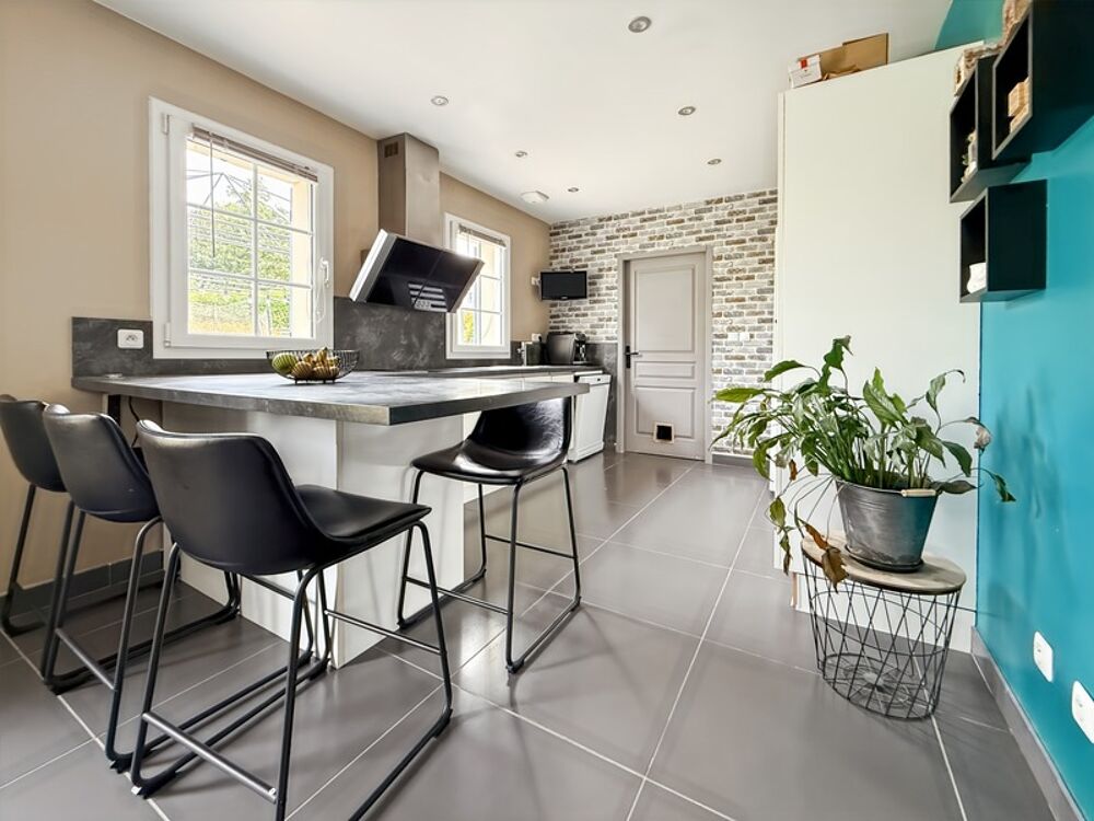 Vente Maison Maison familiale récente avec jardin, garage sans travaux à prevoir  à vendre 5 pièces proche de St just en Chaussée (60) Saint just en chaussee