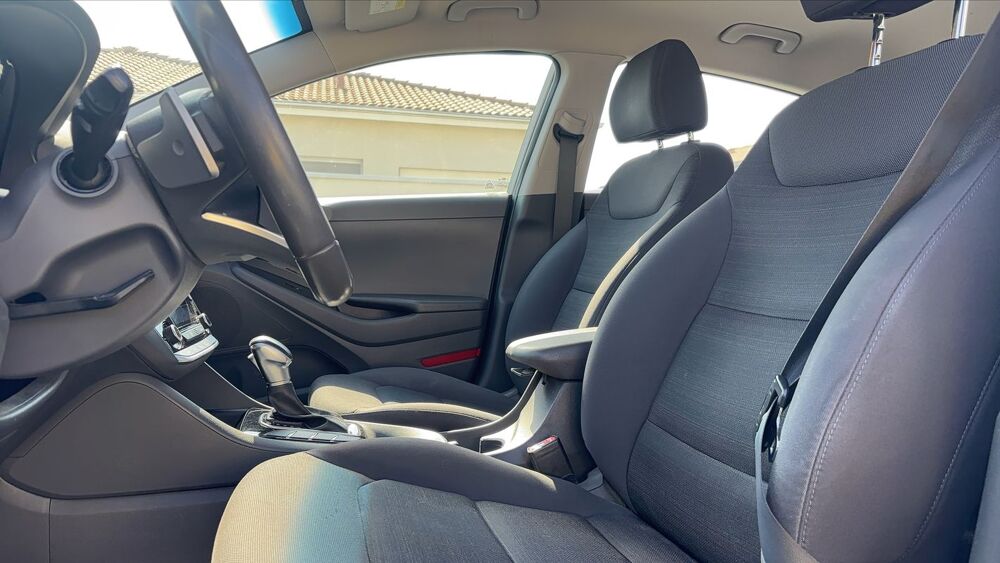 Ioniq 1.6 GDi 141 Hybrid DCT6 Creative - Automatique 2018 occasion 33500 Libourne