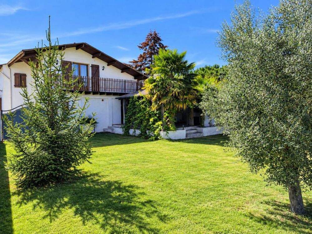 Vente Maison Maison à vendre 7 pièces BRIZAMBOURG (17) Brizambourg