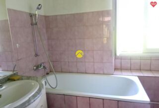  Proprit/chteau  vendre 4 pices 87 m