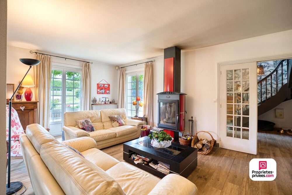 Vente Maison Maison familiale de 232 m² habitables + sous sol complet - Communay Communay