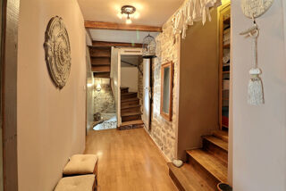  Immeuble à vendre 353 m²