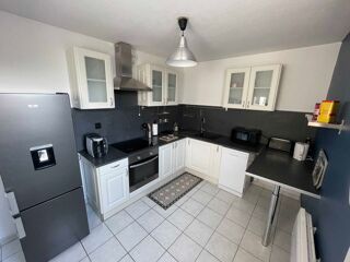  Appartement à louer 2 pièces 50 m²