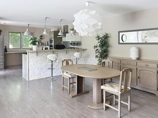  Villa � vendre 6 pi�ces 146 m�