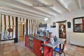  Propriété/château à vendre 4 pièces 165 m²