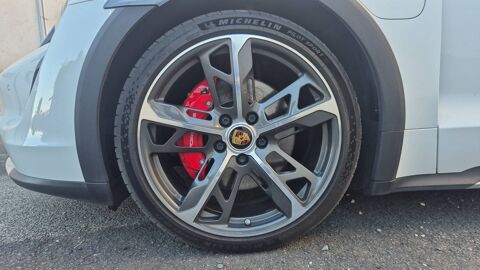 Taycan Cross Turismo 93,4 kWh 571 4s Performance Plus - Entretien c 2021 occasion 63000 Clermont Ferrand