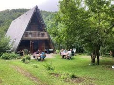   Fonds de commerce à vendre BAGNERES DE BIGORRE (65) 