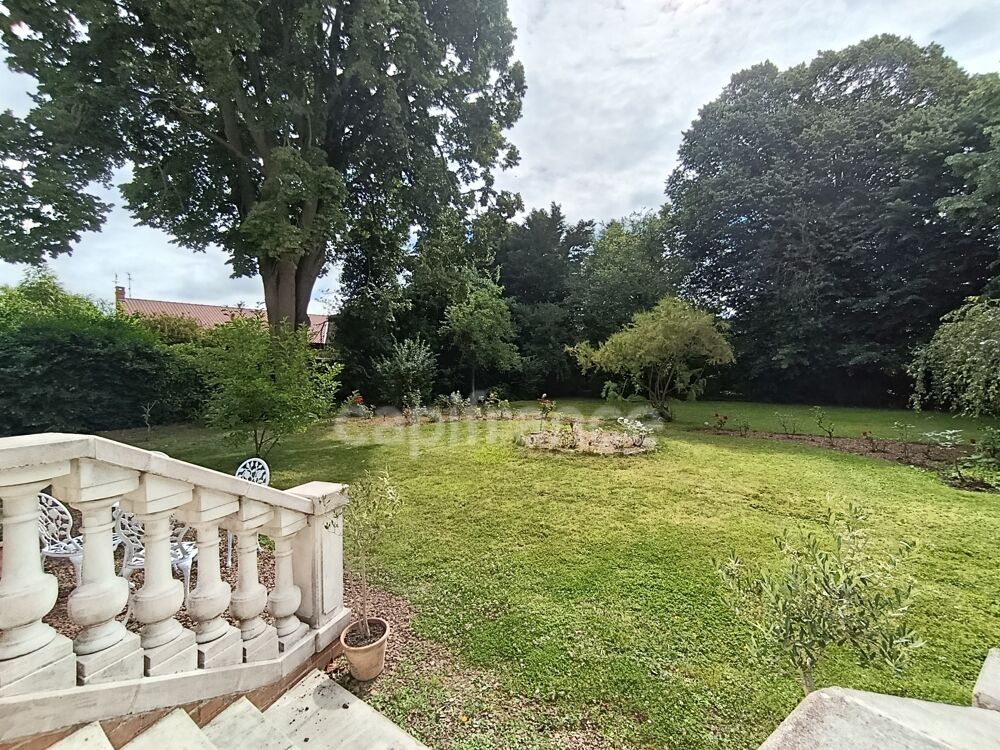 à vendre  Propriété/château Carvin (62220)