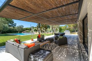  Propriété/château à vendre 6 pièces 246 m²