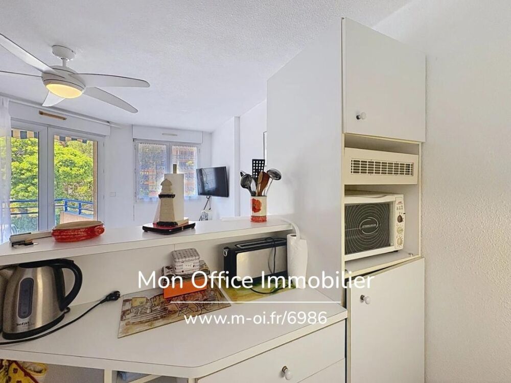 Référence : 6986-LES - APPARTEMENT CENTRE VILLE 43M2 AVEC PARKING DE CAVALAIRE SUR MER