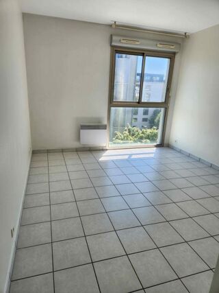  Appartement à louer 1 pièce 19 m²