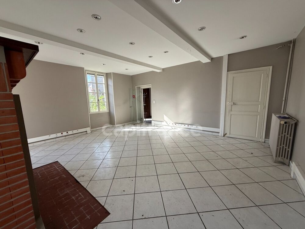 Vente Maison 7 pièces 280 m² - Plus