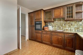  Appartement à louer 5 pièces 95 m²