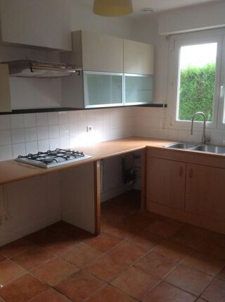  Maison à louer 4 pièces 120 m²