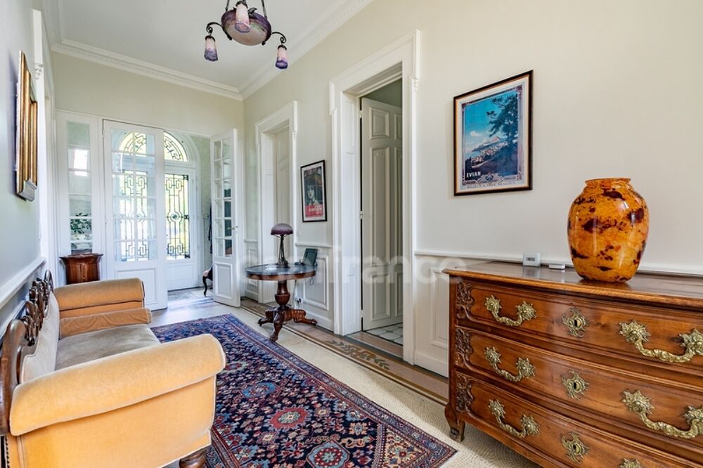 MAISON BOURGEOISE A VENDRE 11 PIECES (SOiSSONS)  406 m²  6 CHAMBRES  5 SALLES DEAU / SALLE DE BAINS  SALLE DE RECEPTION- SO