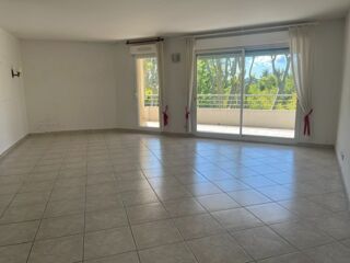  Appartement � vendre 3 pi�ces 84 m�
