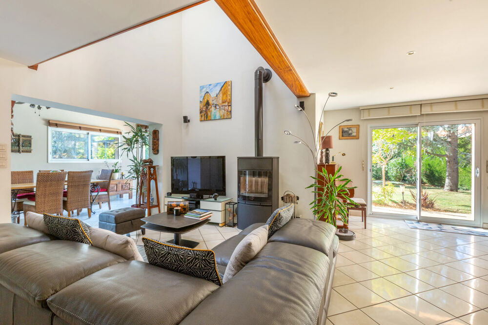 à vendre  Maison La Tour-de-Salvagny (69890)