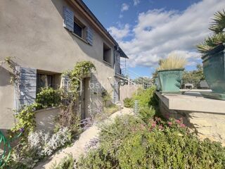  Propriété/château à vendre 12 pièces 341 m²