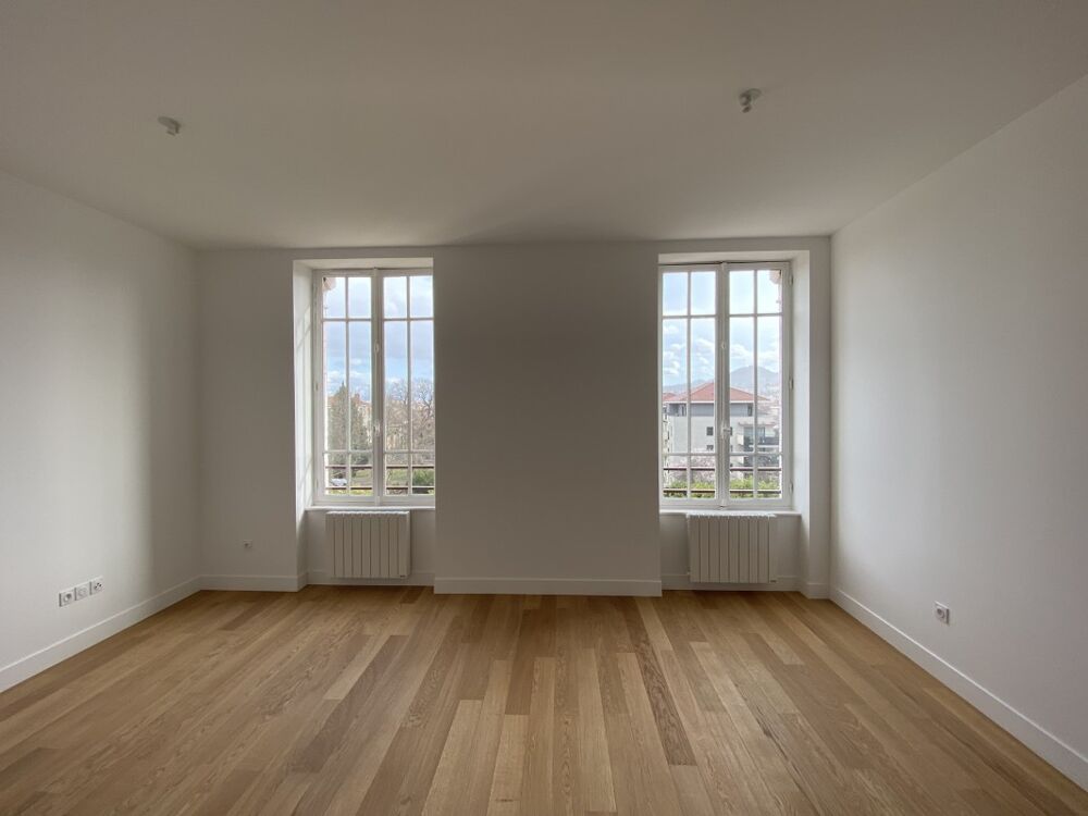 Location Appartement T2 avec parking à CHAMALIERES Chamalieres