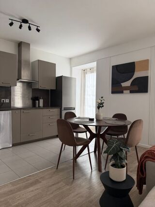  Appartement à louer 2 pièces 59 m²