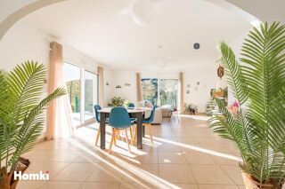  Maison � vendre 4 pi�ces 204 m�