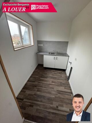 Appartement à louer 2 pièces 33 m²