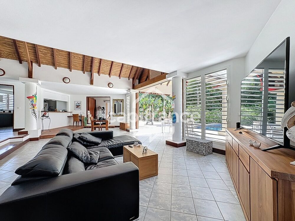 � vendre  Villa Lamentin (97129)