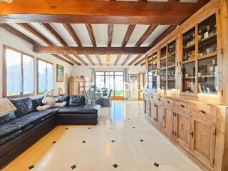  Maison  vendre 9 pices 218 m