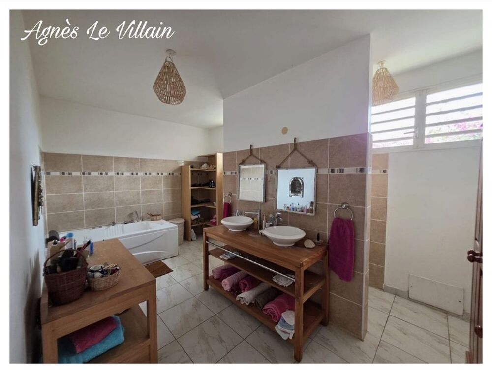 � vendre  Villa Sainte-Rose (97115)
