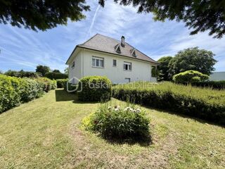  Propriété/château à vendre 8 pièces 209 m²
