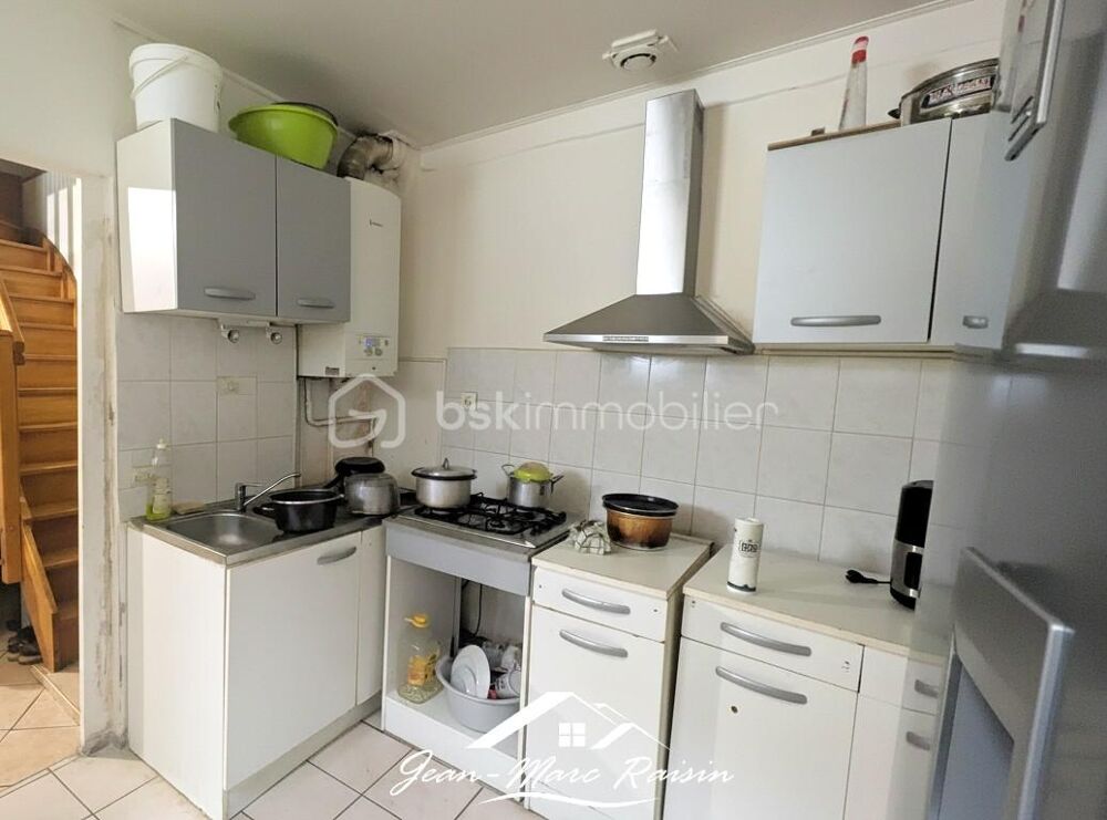Vente Duplex/Triplex Appartement  duplex T4 à rénover - 65m² Vaujours