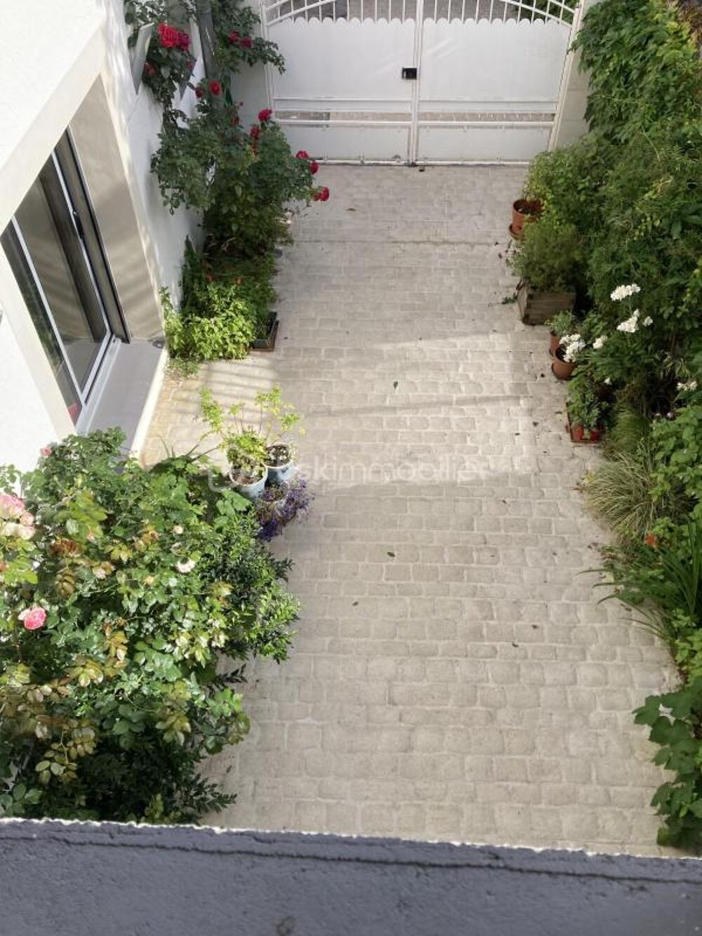 Maison de 180 m2 entièrement climatisée, protégée des rayons du soleil, Tours Prébendes