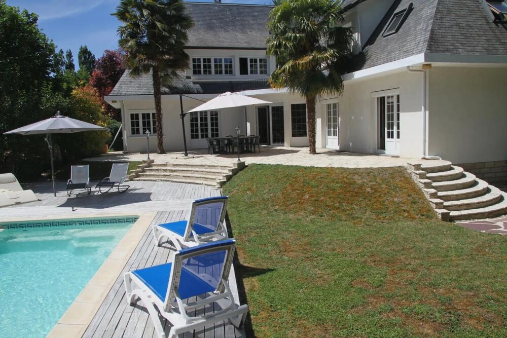 à vendre  Propriété/château Boissise-le-Roi (77310)