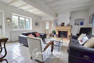  Maison � vendre 8 pi�ces 210 m�