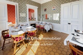  Maison à vendre 15 + pièces 1389 m²